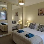 Сasa de vacaciones Orchard House - 4 Bed - *