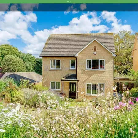 Orchard House - 4 Bed - Holiday home *